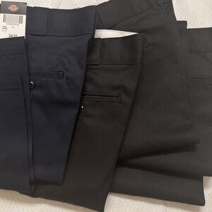 5 Dickies Original 874 Work Pants - 4 Black and 1 dark blue pants - all 34x30